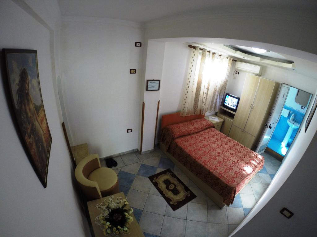 Hotel Ideal Shkodër 部屋 写真